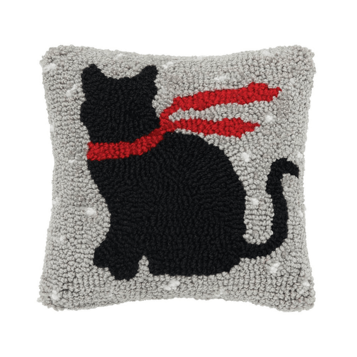 Christmas Winter Cat Throw Pillow