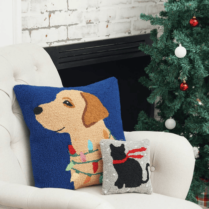 Christmas Winter Cat Throw Pillow