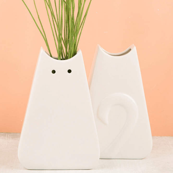 Flat Cat Vase