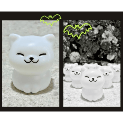 Flickering Ghost Cats