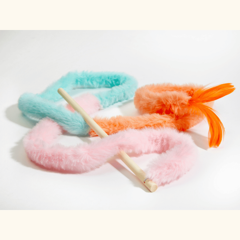 Glamour Puss Feather Boa Wand Toy