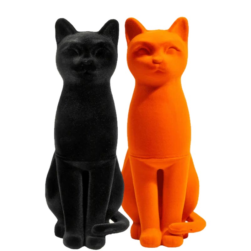 Velvet Cats – Cat Lady